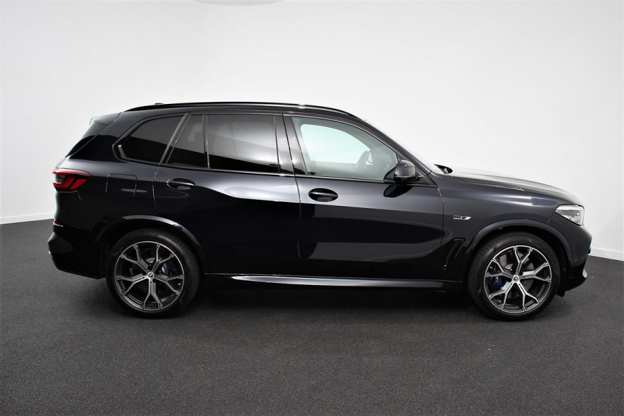 BMW X5 xDrive45e High Executive Demo ! | M-Sport | Panorama Dak | Head-Up Display | Harmon Kardon | 21 Inch Lichtmetalen Velgen | 360* Camera |