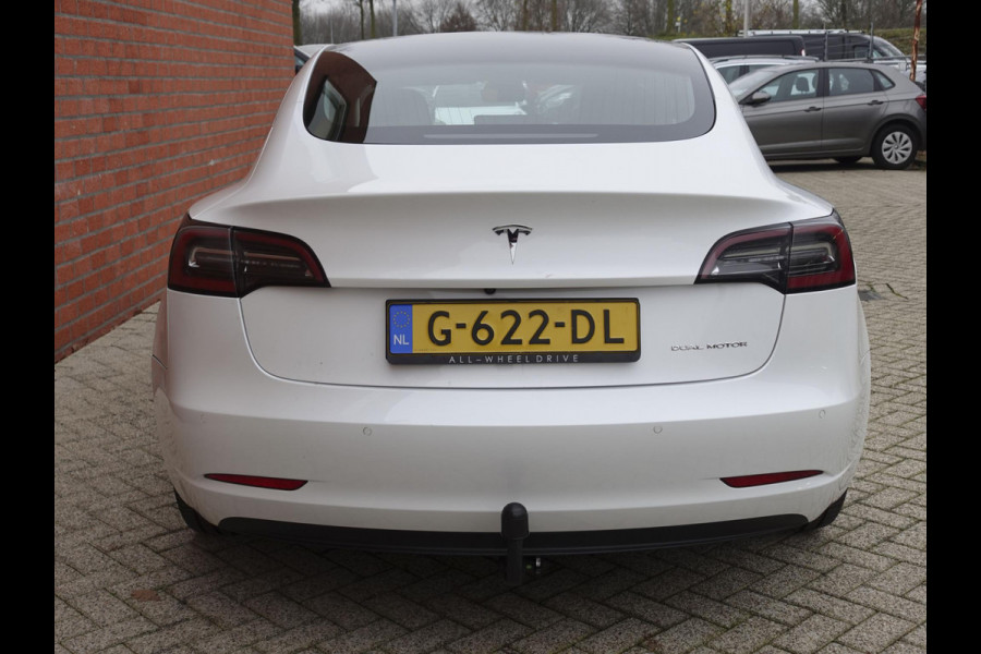 Tesla Model 3 Long Range AWD 75 kWh Trekhaak Autopilot LED Navi Autopilot Panoramadak Airco/ECC Stoelverwarming 19" LM Velgen Leder