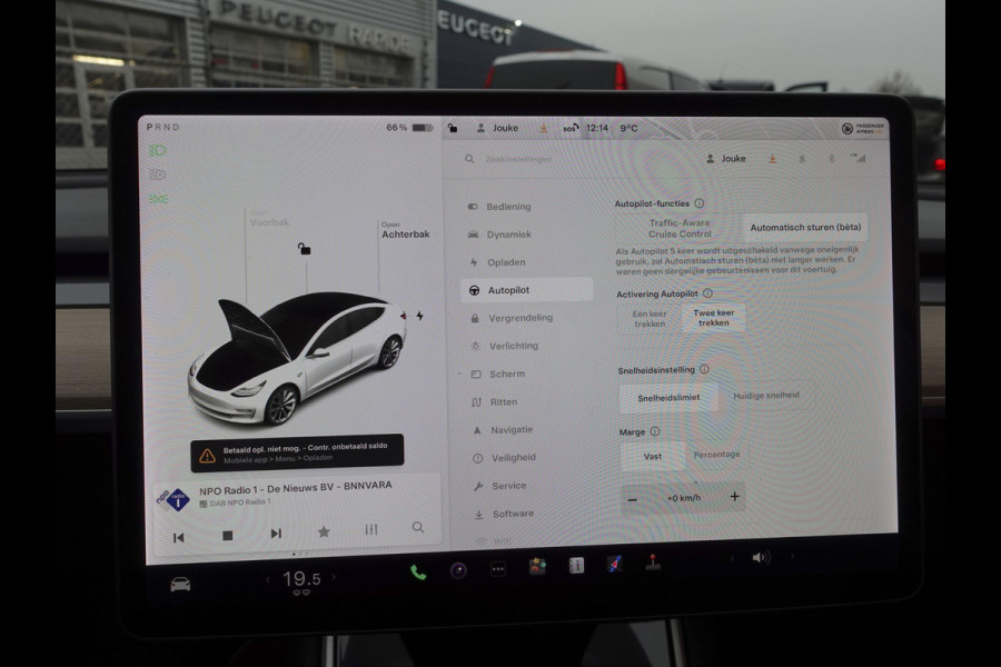 Tesla Model 3 Long Range AWD 75 kWh Trekhaak Autopilot LED Navi Autopilot Panoramadak Airco/ECC Stoelverwarming 19" LM Velgen Leder