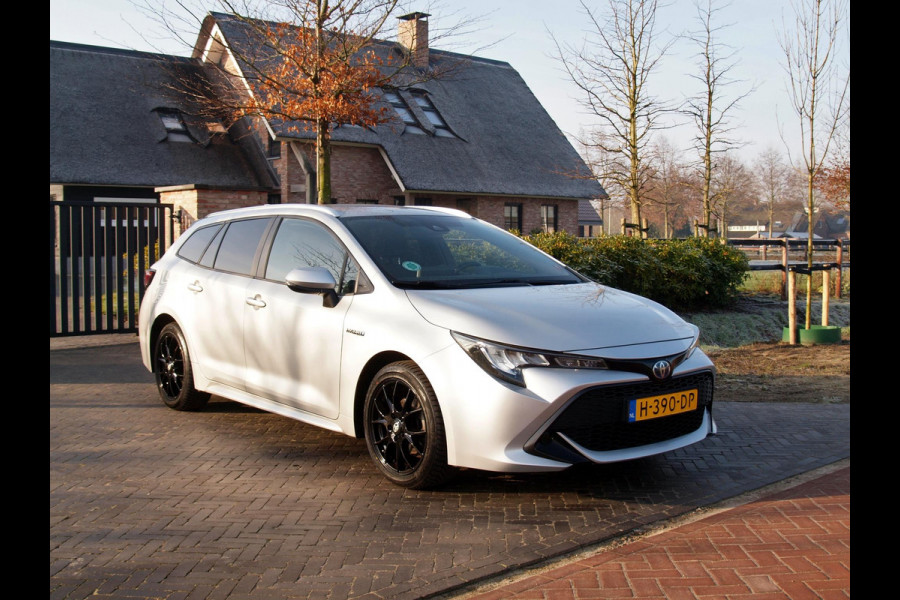 Toyota Corolla Touring Sports 1.8 Hybrid Active | Camera | Apple Carplay | Cruise Control | Trekhaak | Navi |