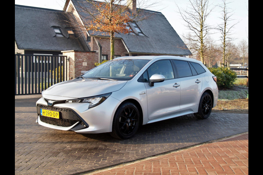 Toyota Corolla Touring Sports 1.8 Hybrid Active | Camera | Apple Carplay | Cruise Control | Trekhaak | Navi |