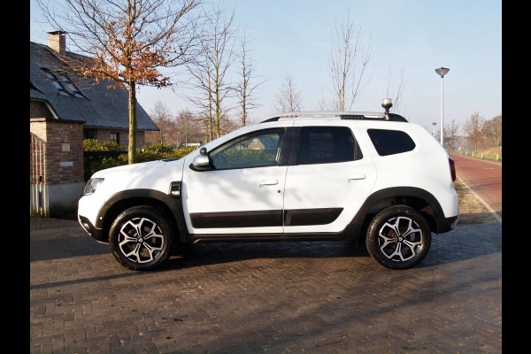 Dacia Duster 1.6 SCe Prestige | Unieke bedrijfswagen | 4X4 | Camera | Trekhaak | Stoelverwarming |