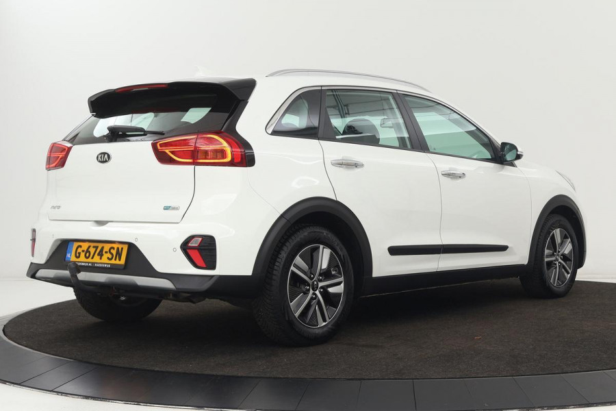 Kia Niro 1.6 GDi Hybrid DynamicLine | Trekhaak | Adaptive cruise | Camera | Carplay | Half leder | Navigatie | Climate control | DAB