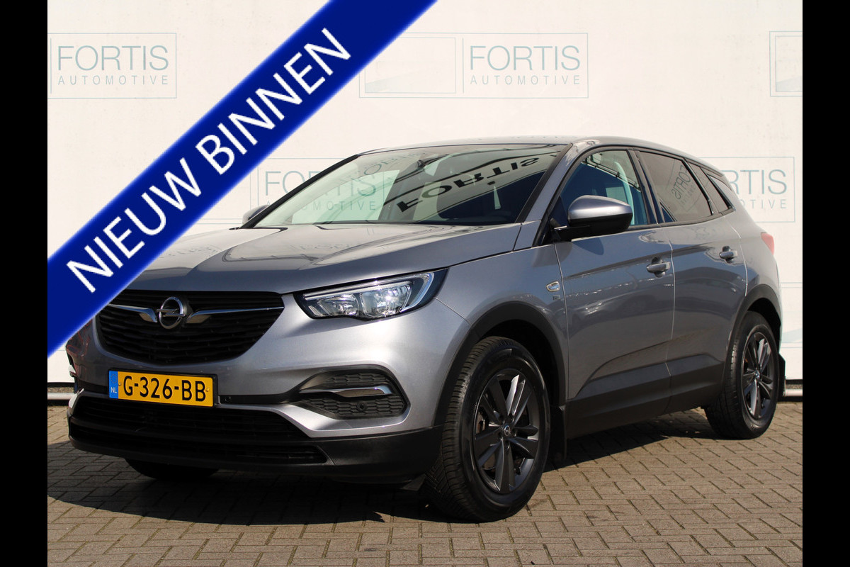 Opel Grandland X 1.2 Turbo 120 Jaar Edition NL AUTO | TREKHAAK | STUURWIEL VERW | STOELVERW | CARPLAY |