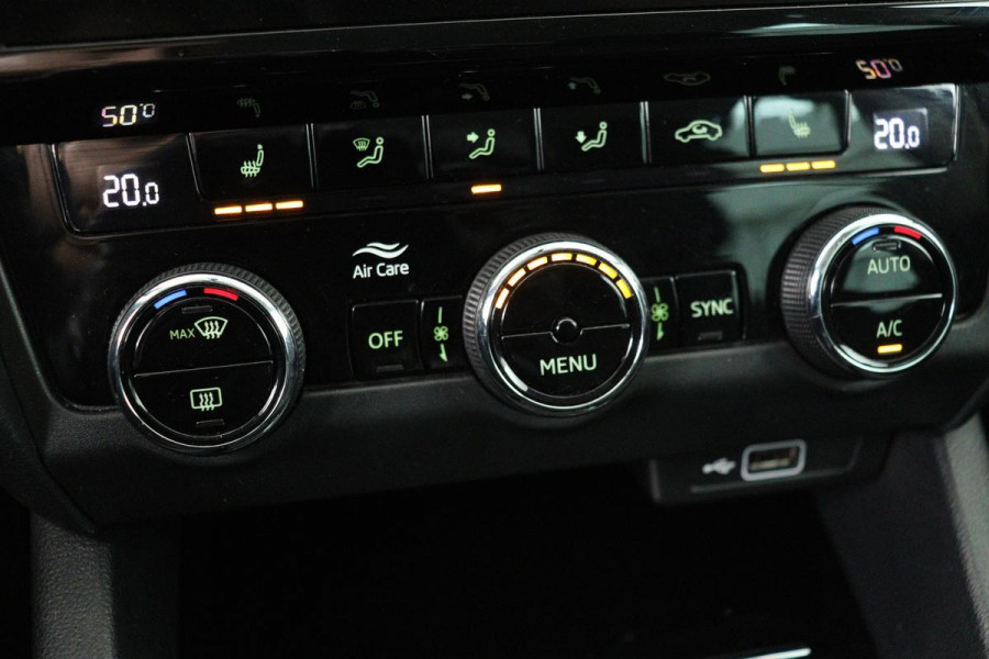 Škoda Octavia 1.0 TSI Style | Trekhaak | Stoelverwarming | Carplay | Full LED | Canton Sound | Navigatie | Park Assist | Keyless | Cruise control