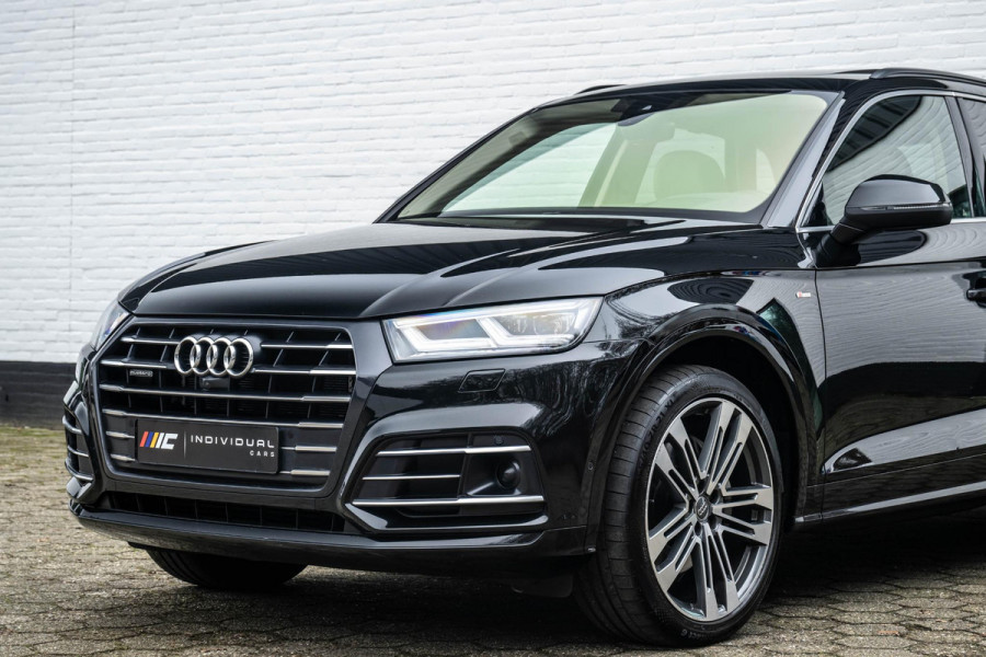 Audi Q5 55 TFSI e S-Line Competition Luchtvering Panorama