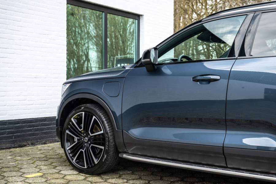 Volvo XC40 1.5 T5 Recharge R-Design H/K Memory Pano Camera