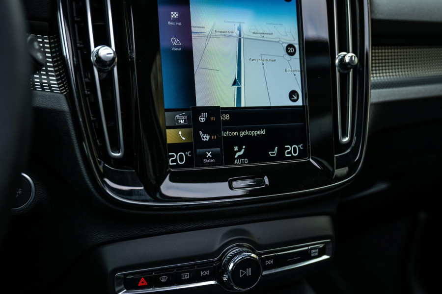 Volvo XC40 1.5 T5 Recharge R-Design H/K Memory Pano Camera