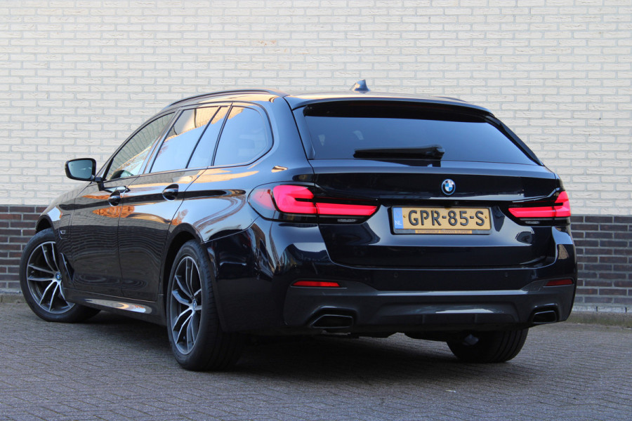 BMW 5 Serie Touring 530e M-Sport | Laser | Panoramadak | Head-Up | Leder | Driving Ass+ | Incl. winterset org. BMW!