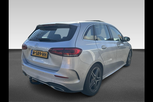 Mercedes-Benz B-Klasse 180 Premium AMG