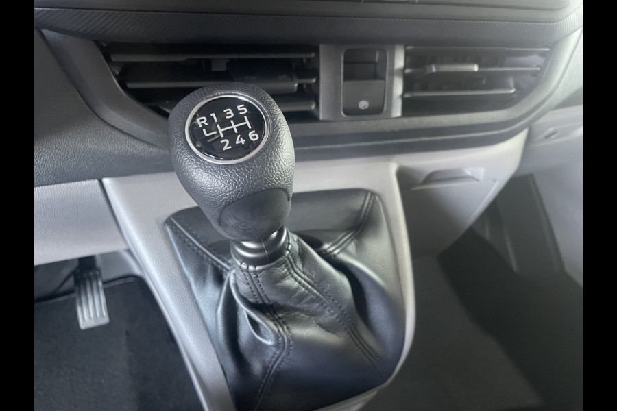 Ford Transit Custom 320 2.0 TDCI L2H1 136 PK 6 ZITS Trend DC