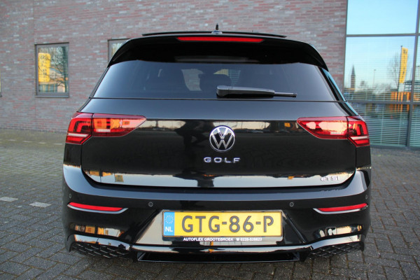 Volkswagen Golf 8.5 1.5 eTSI R-Line Edition