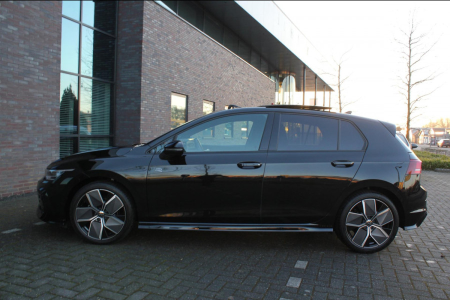 Volkswagen Golf 8.5 1.5 eTSI R-Line Edition