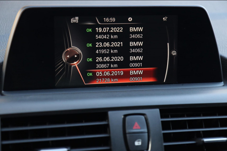 BMW 1-serie 118i / KEYLESS / LED / STUUR+STOELVERW / 100% DEALERONDERHOUDEN