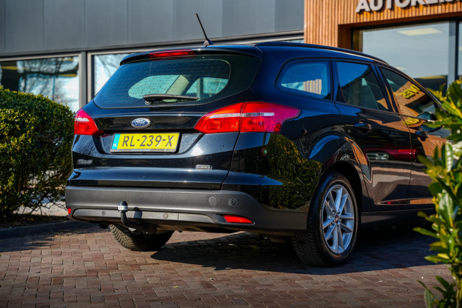 Ford FOCUS Wagon 1.0 Trend PDC Navi Cruise Trekhaak LMV Airco