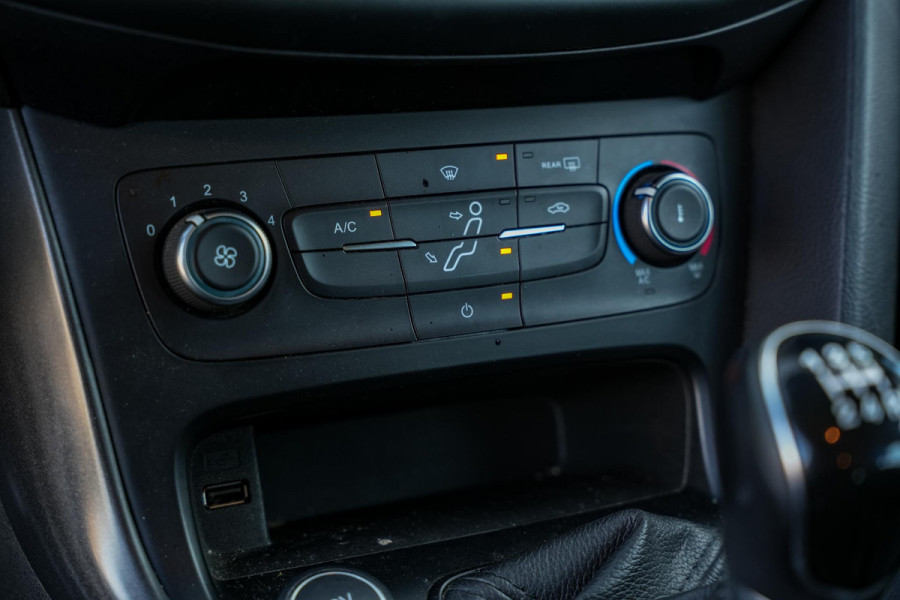 Ford FOCUS Wagon 1.0 Trend PDC Navi Cruise Trekhaak LMV Airco