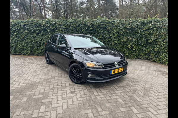 Volkswagen Polo 1.0 MPI Comfortline Business | Black Edition | Cruise Control | Trekhaak