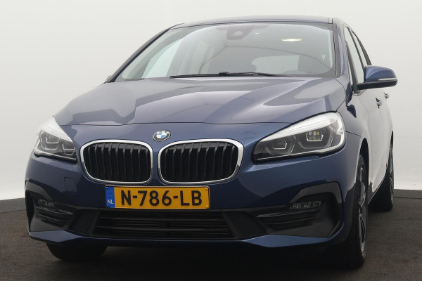 BMW 2 Serie Gran Tourer 218i 7p. Business Edition(NL-auto, 1e Eig, Dealer OnderH, Navi Pro, Climate Con, Trekhaak, PDC, Etc)