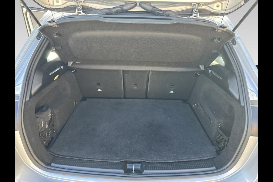 Mercedes-Benz B-Klasse 180 Premium AMG