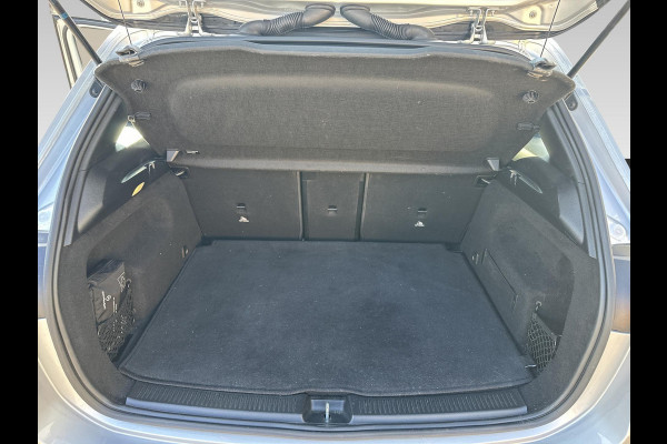 Mercedes-Benz B-Klasse 180 Premium AMG