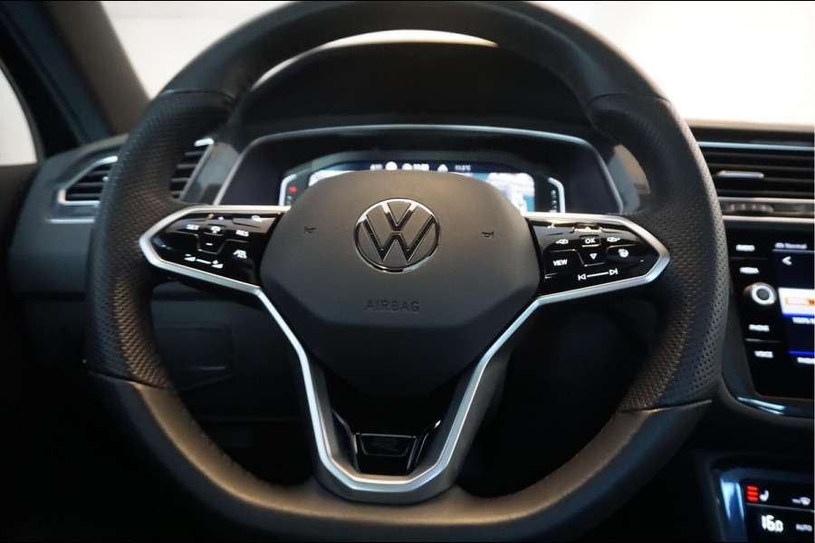 Volkswagen Tiguan 1.5 TSI R-Line Black Style | 3x R-LINE | Matrix LED | Virtual Cockpit | Panoramadak | Adaptive Cruise | Lane Departure | Apple Carplay | 20inch | Stoel- stuurverwarming | Aut7