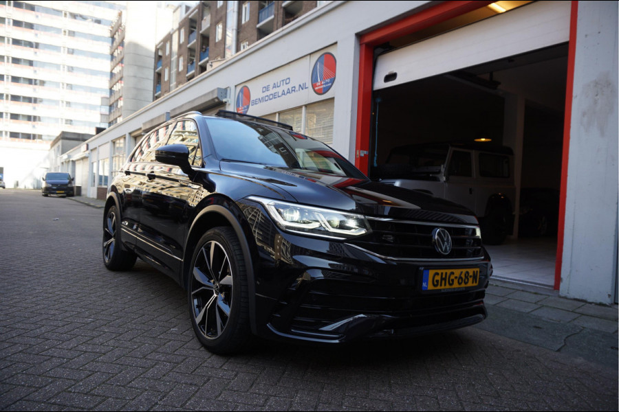 Volkswagen Tiguan 1.5 TSI R-Line Black Style | 3x R-LINE | Matrix LED | Virtual Cockpit | Panoramadak | Adaptive Cruise | Lane Departure | Apple Carplay | 20inch | Stoel- stuurverwarming | Aut7