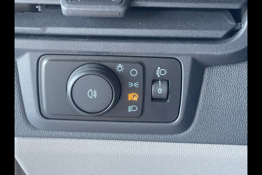 Ford Transit Custom 320 2.0 TDCI L2H1 136 PK 6 ZITS Trend DC