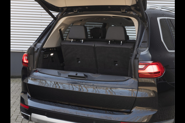 BMW X7 xDrive40d - 7-zits - Skylounge - Trekhaak - Stoelventilatie - Standkachel