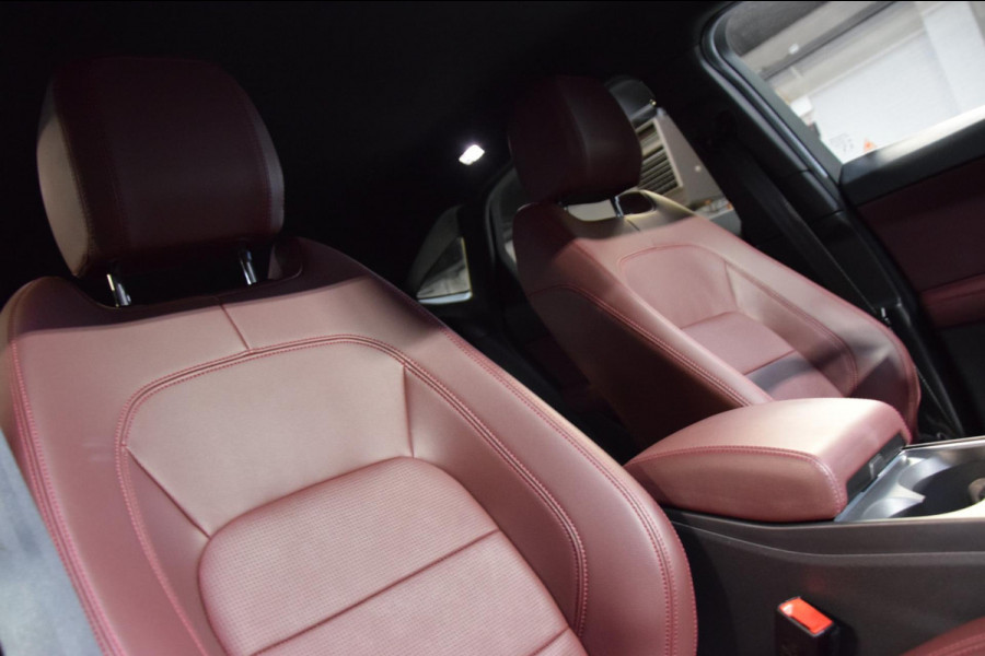 Jaguar E-Pace 2023 1.5 P300e AWD R-Dynamic S Navi|Leder|1e Eig|BTW|Dealer Onderhouden