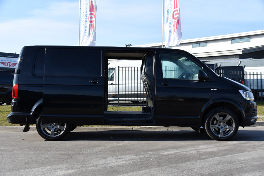 Volkswagen Transporter 2.0 TDI L2H1 Highline Cruise, 150PK, Sensoren, NAVI, Automaat, Voorruit verwarming, Multimedia, Uniek!