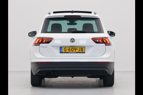 Volkswagen Tiguan 1.5 TSI 130pk Comfortline Navigatie Panoramadak Stoelverwarming Acc 340