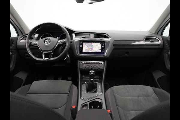 Volkswagen Tiguan 1.5 TSI 130pk Comfortline Navigatie Panoramadak Stoelverwarming Acc 340