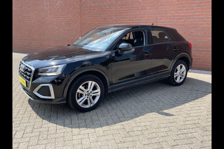 Audi Q2 35 TFSI 150pk S-Tronic Prestige Navigatie Apple Carplay / Android Auto Climate Control Dab Camera Parkeer sensoren Adaptive Cruise Control