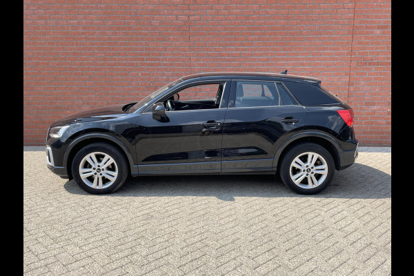 Audi Q2 35 TFSI 150pk S-Tronic Prestige Navigatie Apple Carplay / Android Auto Climate Control Dab Camera Parkeer sensoren Adaptive Cruise Control