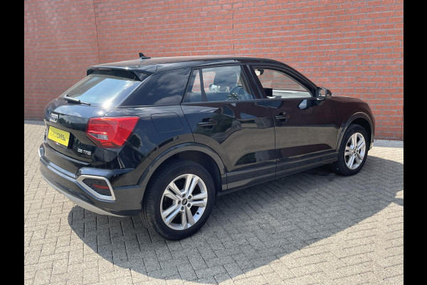 Audi Q2 35 TFSI 150pk S-Tronic Prestige Navigatie Apple Carplay / Android Auto Climate Control Dab Camera Parkeer sensoren Adaptive Cruise Control