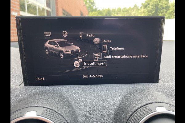 Audi Q2 35 TFSI 150pk S-Tronic Prestige Navigatie Apple Carplay / Android Auto Climate Control Dab Camera Parkeer sensoren Adaptive Cruise Control