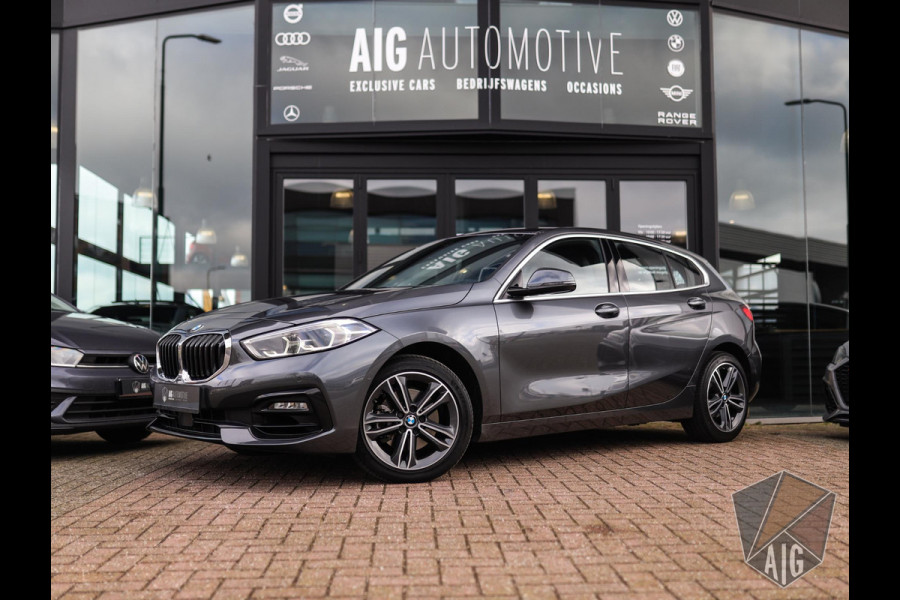 BMW 1-serie 118i Executive Edition | Sfeerverlichting | Camera | Harman/Kardon |  Virtual Cockpit | Stoelverw.