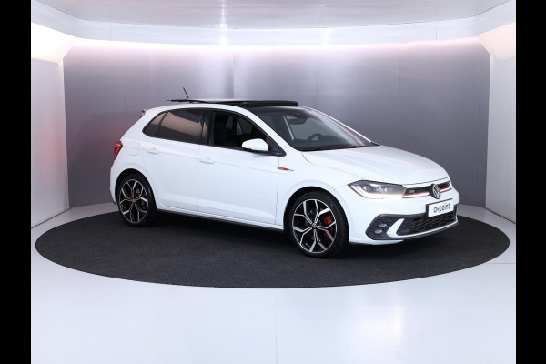 Volkswagen Polo 2.0 TSI GTI 207 pk Automaat (DSG) | Private lease vanaf € 649,- pm | Verlengde garantie | Navigatie via App | Panoramadak | Parkeersensoren | Achteruitrijcamera | Adaptieve cruise control | Stoelverwarming |