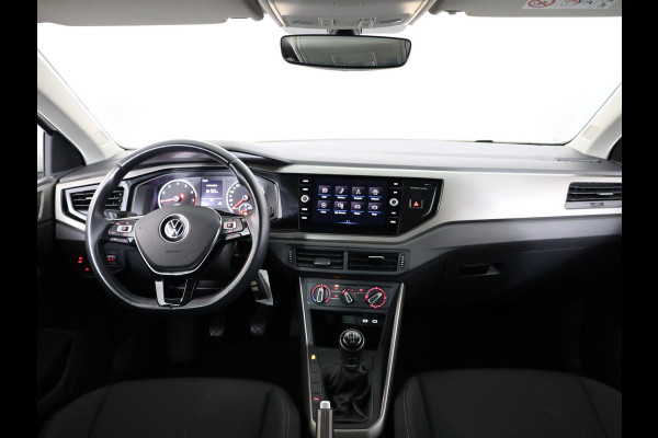Volkswagen Polo 1.0 TSI R-Line Edition 95 pk |  R-line exterieur| Parkeersensoren | Adaptieve cruise control | Apple Carplay/Android Auto | |Navigatie via App