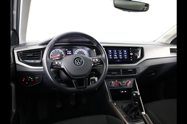 Volkswagen Polo 1.0 TSI R-Line Edition 95 pk |  R-line exterieur| Parkeersensoren | Adaptieve cruise control | Apple Carplay/Android Auto | |Navigatie via App
