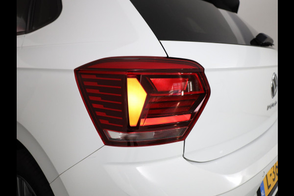 Volkswagen Polo 1.0 TSI R-Line Edition 95 pk |  R-line exterieur| Parkeersensoren | Adaptieve cruise control | Apple Carplay/Android Auto | |Navigatie via App