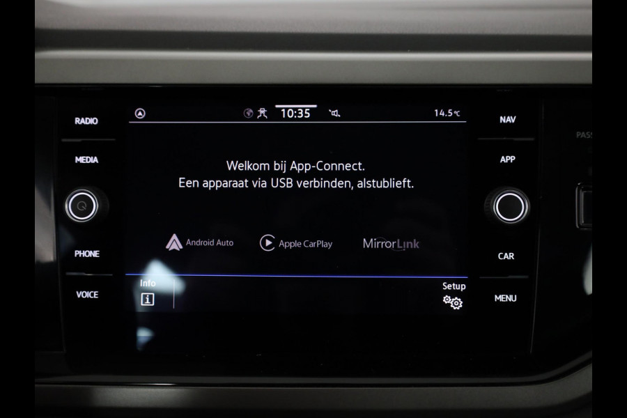 Volkswagen Polo 1.0 TSI R-Line Edition 95 pk |  R-line exterieur| Parkeersensoren | Adaptieve cruise control | Apple Carplay/Android Auto | |Navigatie via App
