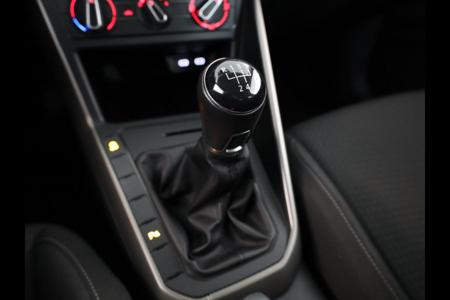 Volkswagen Polo 1.0 TSI R-Line Edition 95 pk |  R-line exterieur| Parkeersensoren | Adaptieve cruise control | Apple Carplay/Android Auto | |Navigatie via App