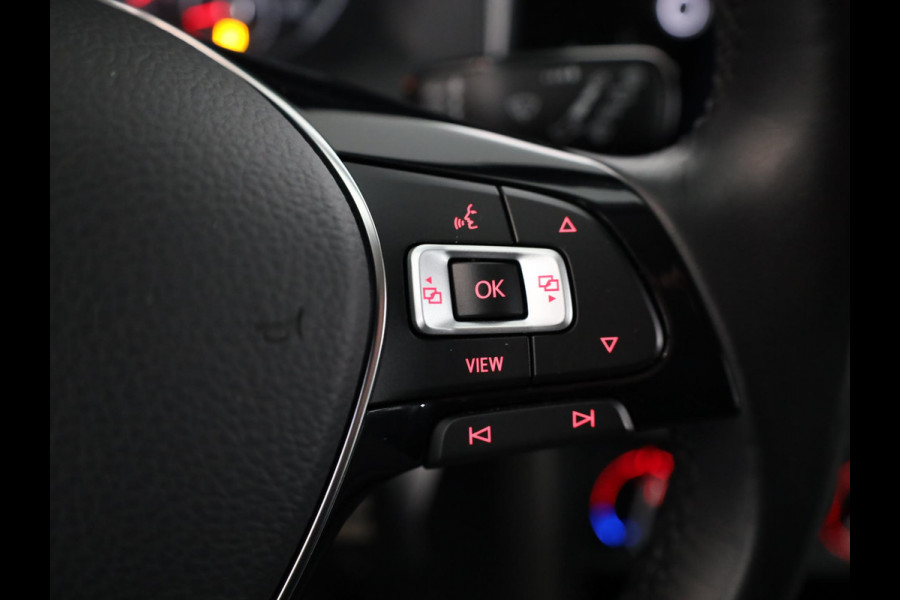 Volkswagen Polo 1.0 TSI R-Line Edition 95 pk |  R-line exterieur| Parkeersensoren | Adaptieve cruise control | Apple Carplay/Android Auto | |Navigatie via App