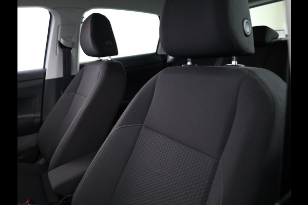 Volkswagen Polo 1.0 TSI R-Line Edition 95 pk |  R-line exterieur| Parkeersensoren | Adaptieve cruise control | Apple Carplay/Android Auto | |Navigatie via App
