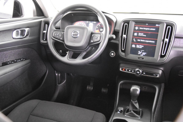 Volvo XC40 1.5 T2 Momentum *1ste Eigenaar*Navigatie*DAB*LED*