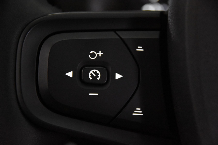 Volvo XC40 1.5 T2 Momentum *1ste Eigenaar*Navigatie*DAB*LED*