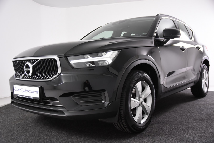 Volvo XC40 1.5 T2 Momentum *1ste Eigenaar*Navigatie*DAB*LED*