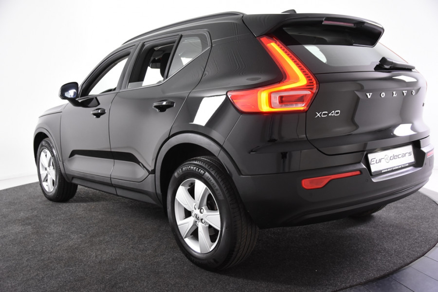 Volvo XC40 1.5 T2 Momentum *1ste Eigenaar*Navigatie*DAB*LED*