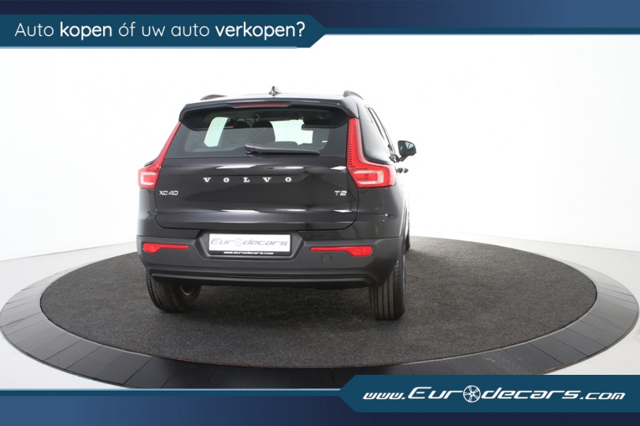 Volvo XC40 1.5 T2 Momentum *1ste Eigenaar*Navigatie*DAB*LED*